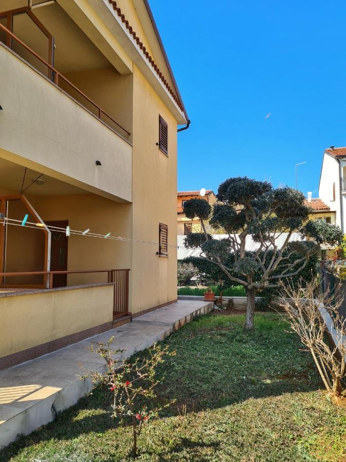 Apartment Manuel Novigrad  Luaran gambar