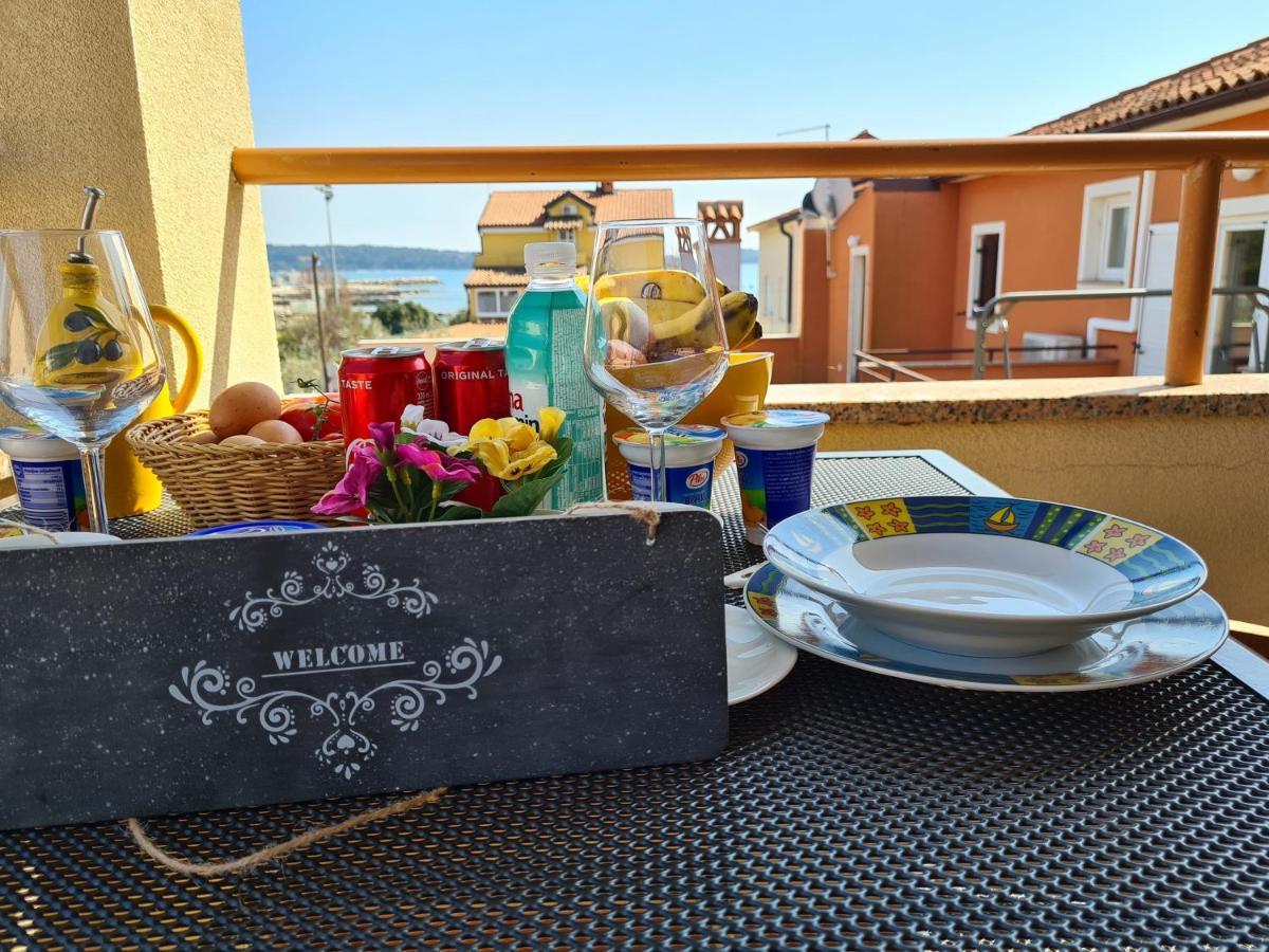 Apartment Manuel Novigrad  Luaran gambar