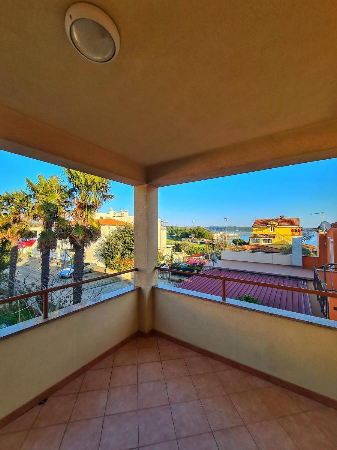 Apartment Manuel Novigrad  Luaran gambar
